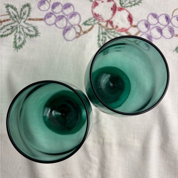 Set of 2 vintage 70s Libbey juniper green wine glasses - Picture 3 of 8